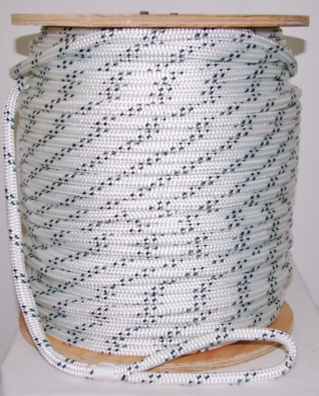 White Cap  3/4 X 600' 2-Eye Double Braid Pull Rope